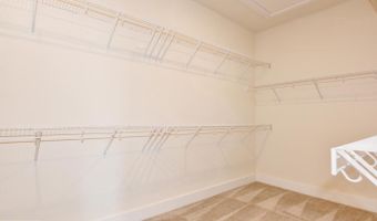 44858 TIVERTON Sq, Ashburn, VA 20147