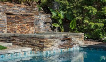 7886 Sitio Abeto, Carlsbad, CA 92009