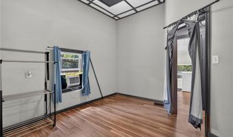 1421 Hendrix St, Altus, AR 72821