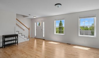 33 Thatcher Way, Barrington, NH 03825