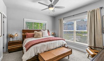 969 Camelot Dr, Ashland, OR 97520