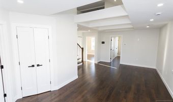 17 Warren Street 2, Bergenfield, NJ 07621