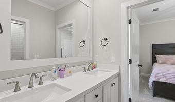 406 Pilot Cir, Brandon, MS 39047
