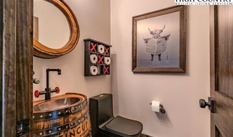 706 Silver Springs Rd, Banner Elk, NC 28604