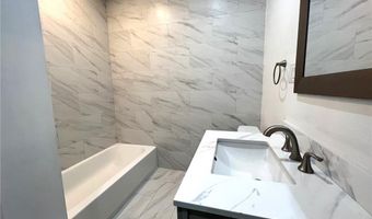 155 Main St 1, East Greenwich, RI 02818