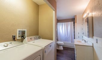 906 TOWNSEND Ave, Aztec, NM 87410