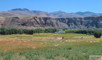 5 Homestead Trl, Challis, ID 83226