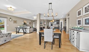 5039 W RED BARN Ct, Appleton, WI 54913