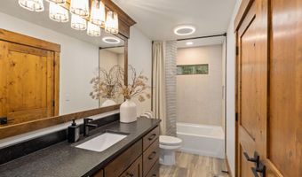 285 SPRUCE St, Alpine, WY 83128