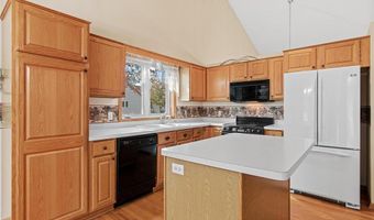 13973 Falcon Ave, Apple Valley, MN 55124