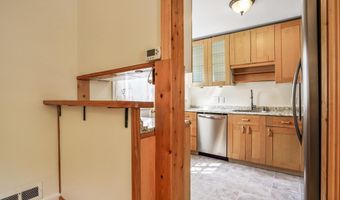 7110 COVENTRY Rd, Alexandria, VA 22306