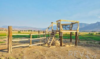 745 Southfork Rd, Cody, WY 82414