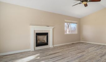 617 Live Oak Dr, Angels Camp, CA 95222