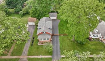 175 Highland Dr, Amherst, NY 14221