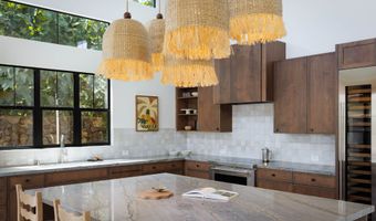 68-1002 NOHEA MAKAI St, Kamuela, HI 96743