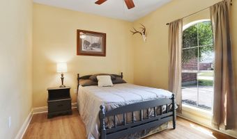 10151 Hillmont Ave, Baton Rouge, LA 70810