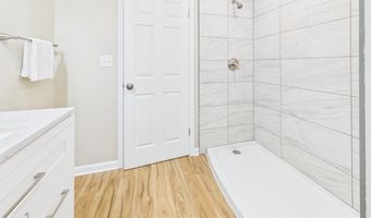 515 Hawthorne Ave, Anderson, IN 46011