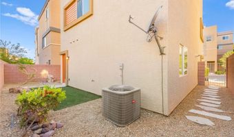 10525 Shiny Skies Dr, Las Vegas, NV 89129