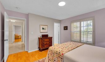 444 Glenbrook Dr, Atlantis, FL 33462