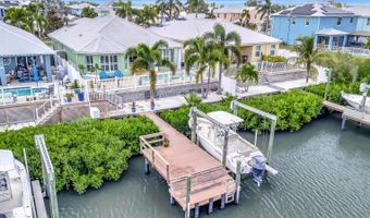 417 BAHAMA GRANDE Blvd, Apollo Beach, FL 33572