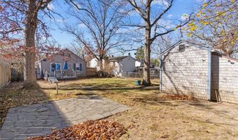 21 Riverside Ave, Johnston, RI 02919