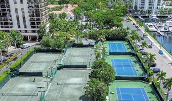 19707 Turnberry Way 20L, Aventura, FL 33180