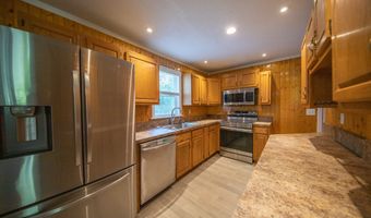 42 Bailey Woods Rd, Brooklyn, CT 06234