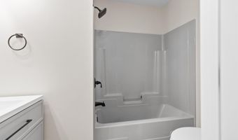 114 Farrarville Rd, Belmont, NH 03220