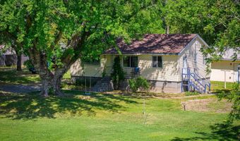 101 Abby Ave #B, Benton City, WA 99320