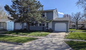 455 457 Heritage Pl, North Liberty, IA 52317