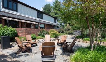 120 ASHTON OAKS Ct, Ashton, MD 20861