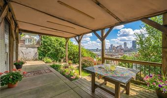 101 Brosville St, Airville, PA 15203