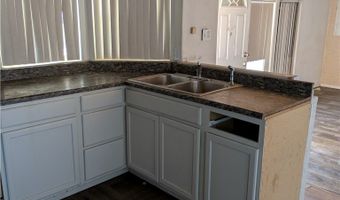 2197 Lakeside Dr, Bullhead City, AZ 86442