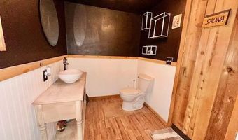 204 S 5th St E, Aurora, MN 55705