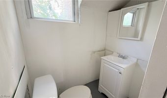 721 Polk Ave, Akron, OH 44314