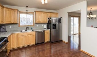 2010 2nd Ave SE, Altoona, IA 50009