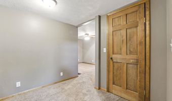 714 Hazel St, Auburn, IN 46706