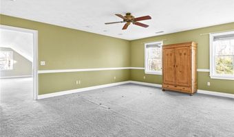 44 Azalea Ave, Exeter, RI 02822
