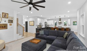 1608 Chippendale Rd, Charlotte, NC 28205