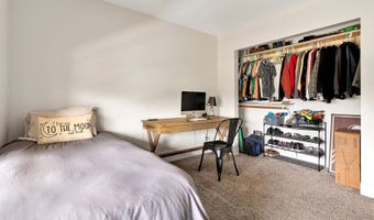 15305 Lookout Rd, Apple Valley, CA 92307