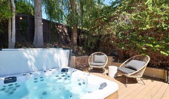 2610 Garden House Rd, Carlsbad, CA 92009