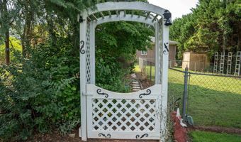 111 Sherland Dr, Boiling Springs, SC 29316