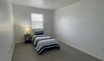 241 FLINT HILL Rd, Alburtis, PA 18011