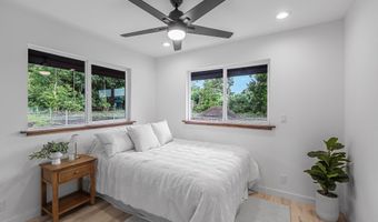 54 LEIMAMO St, Hilo, HI 96720