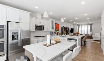 7277 NITTANY Ln, Alexandria, VA 22306