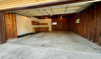 146 Washington Ave, Alden, MN 56009