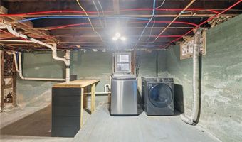 252 S Main St, Coventry, RI 02816