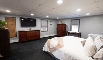 116 Pond St, Newton, NH 03858