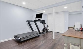 2 Brookfield Rd, Coventry, RI 02816