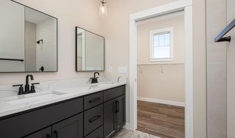 16821 Sycamore St NW, Andover, MN 55304